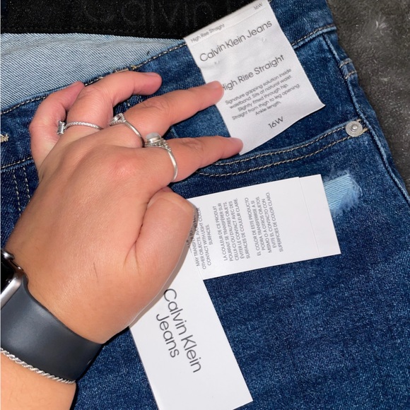 NWT Calvin Klein High Rise Straight Distressed Jeans Size 16, 18, 20 - Picture 4 of 8